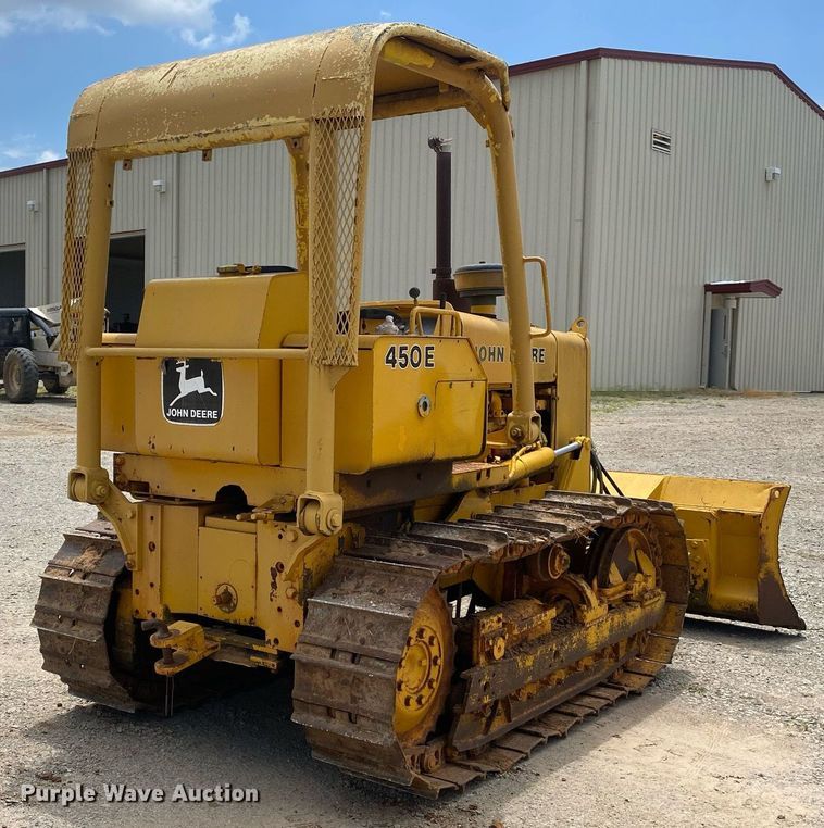image for item DI7835 1985 John Deere 450E  dozer
