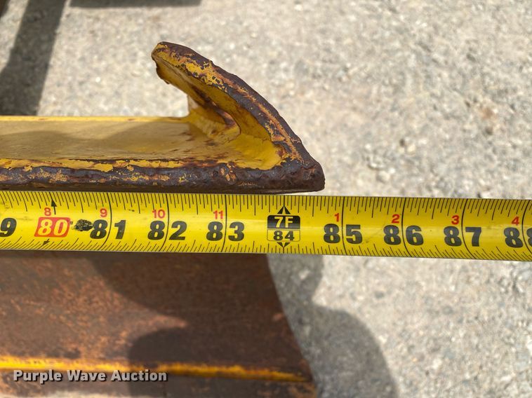 image for item DI7835 1985 John Deere 450E  dozer