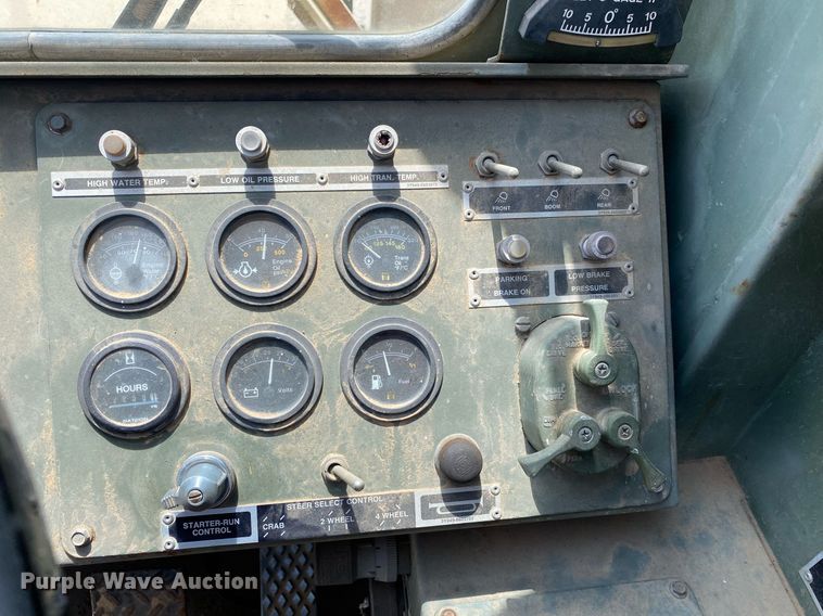 image for item DI7836 1990 SkyTrak 600M  telehandler