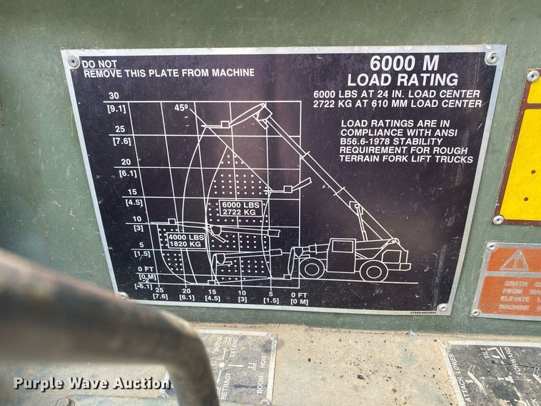 image for item DI7836 1990 SkyTrak 600M  telehandler