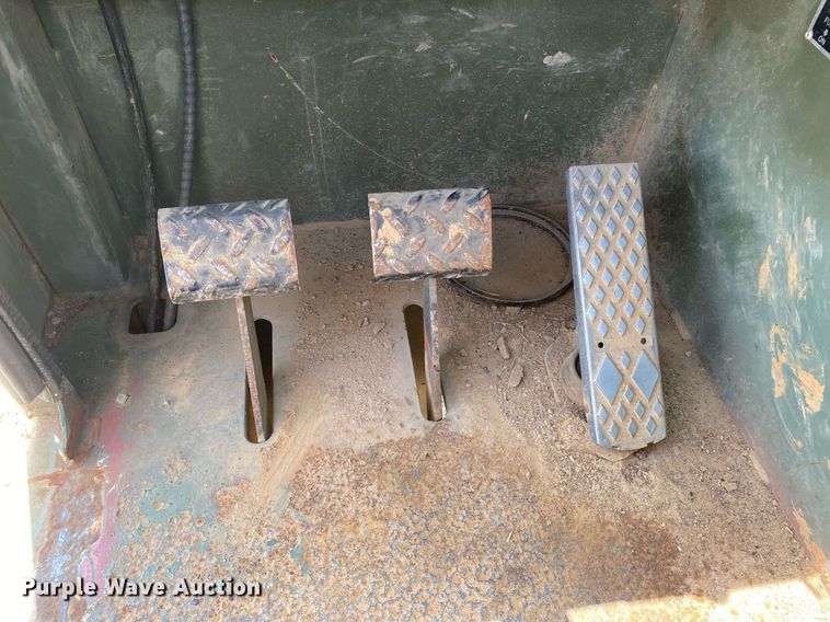 image for item DI7836 1990 SkyTrak 600M  telehandler