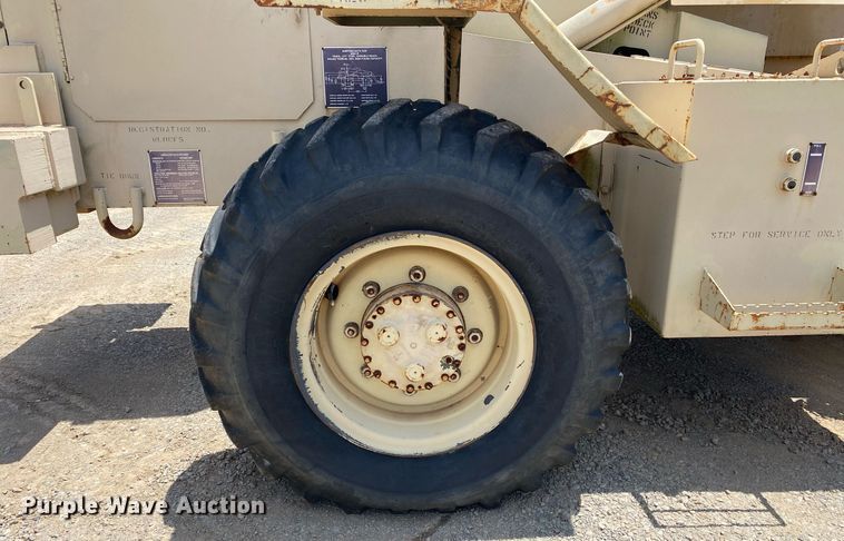 image for item DI7836 1990 SkyTrak 600M  telehandler