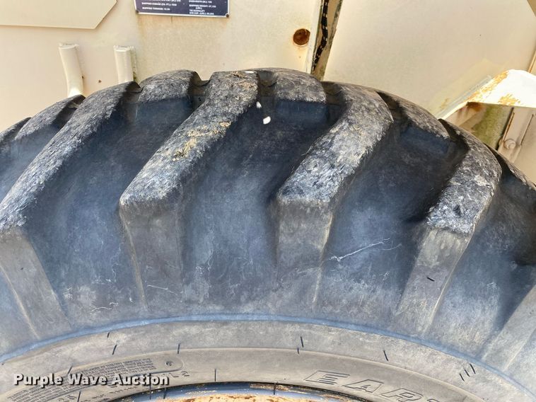 image for item DI7836 1990 SkyTrak 600M  telehandler