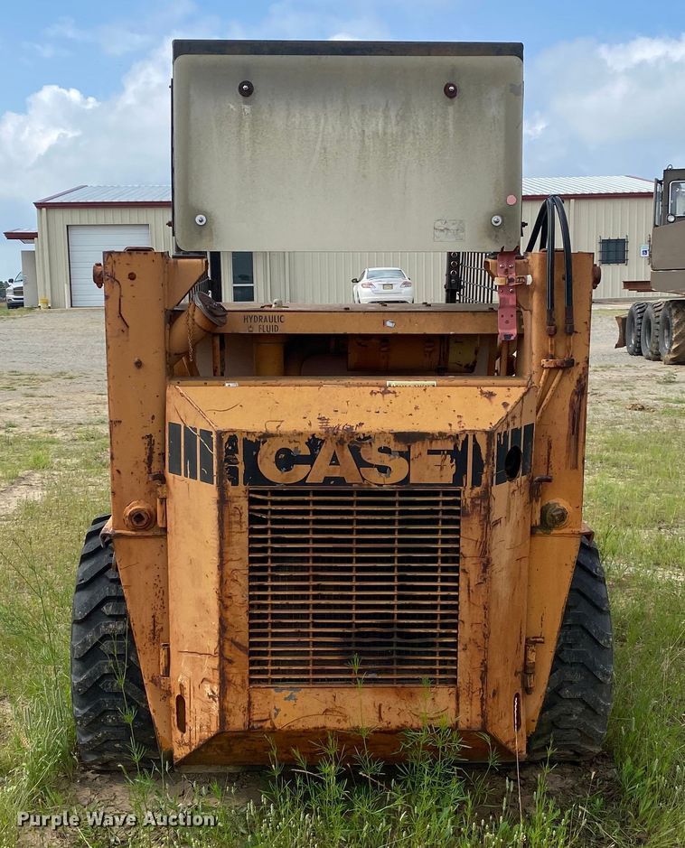 image for item DI7837 1981 Case 1835  skid steer loader