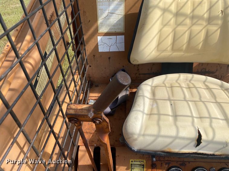 image for item DI7837 1981 Case 1835  skid steer loader