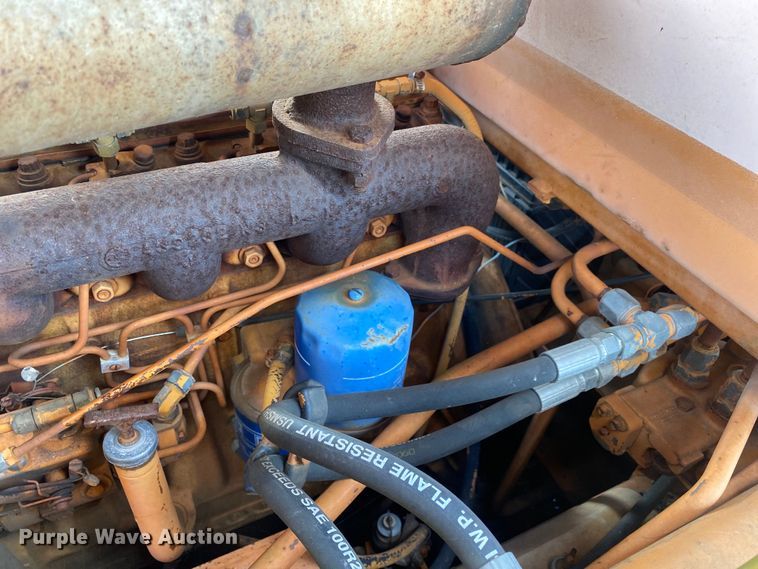 image for item DI7837 1981 Case 1835  skid steer loader