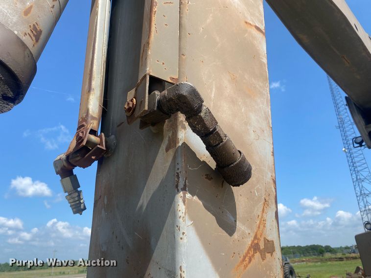 image for item DI7838 1987 John Deere 690CR  wheeled excavator