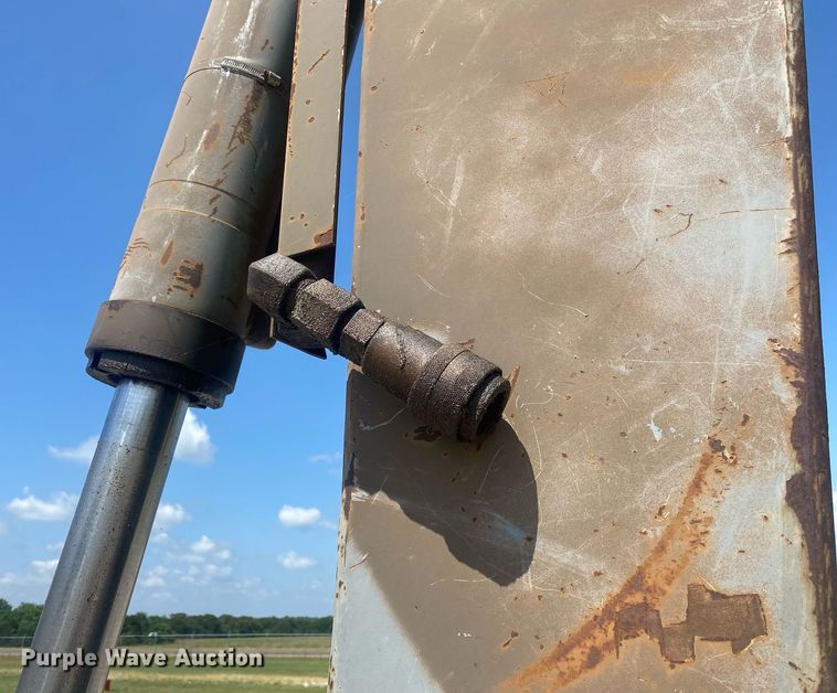 image for item DI7838 1987 John Deere 690CR  wheeled excavator