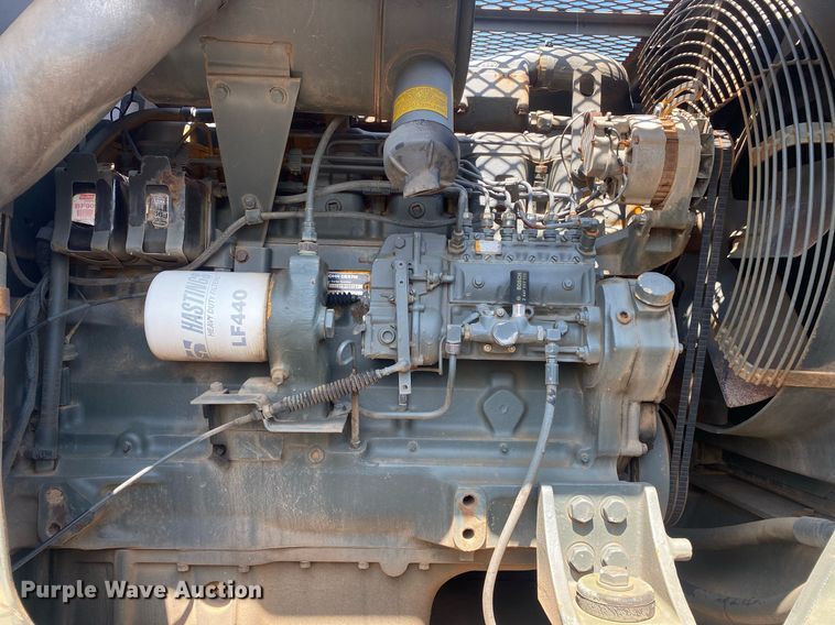 image for item DI7838 1987 John Deere 690CR  wheeled excavator