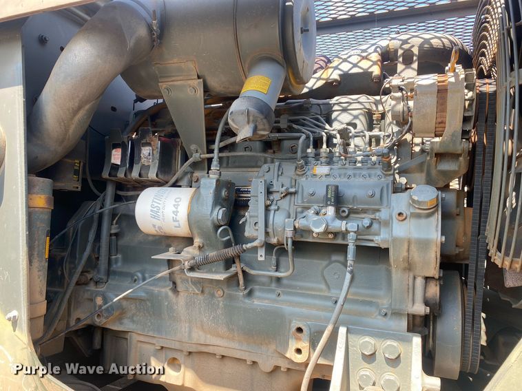 image for item DI7838 1987 John Deere 690CR  wheeled excavator