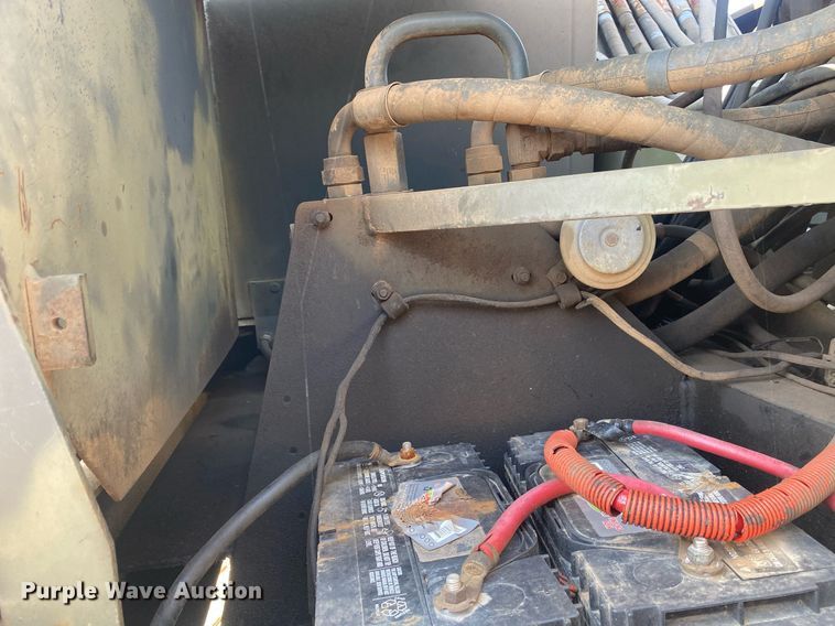 image for item DI7838 1987 John Deere 690CR  wheeled excavator