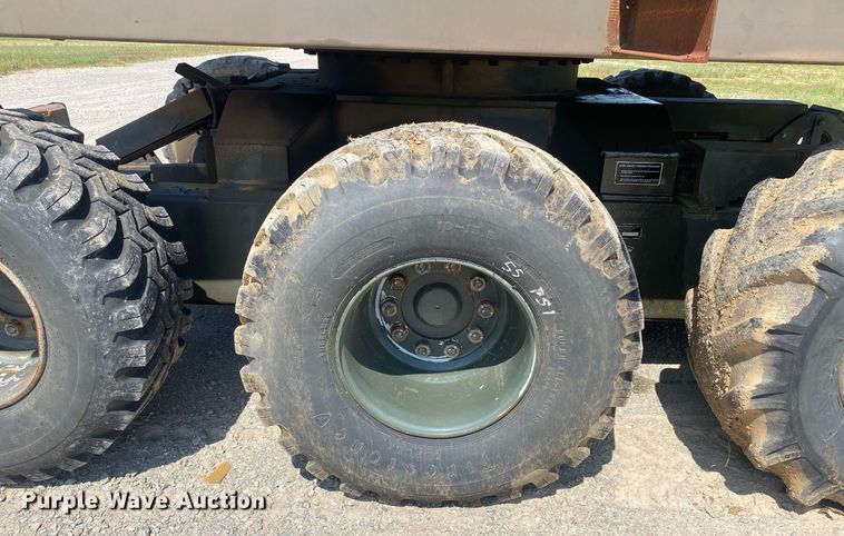 image for item DI7838 1987 John Deere 690CR  wheeled excavator