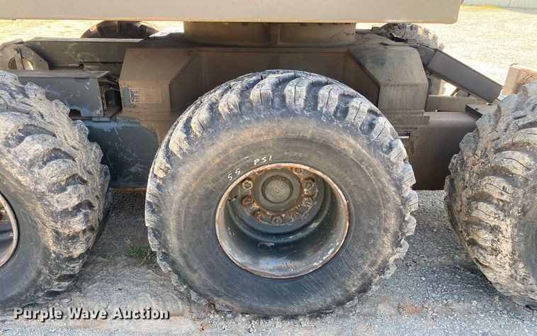 image for item DI7838 1987 John Deere 690CR  wheeled excavator