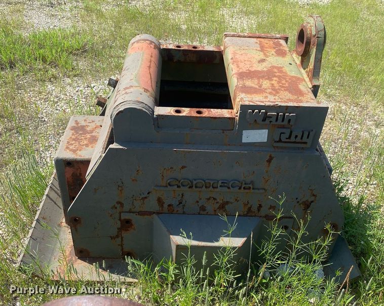 image for item DI7838 1987 John Deere 690CR  wheeled excavator