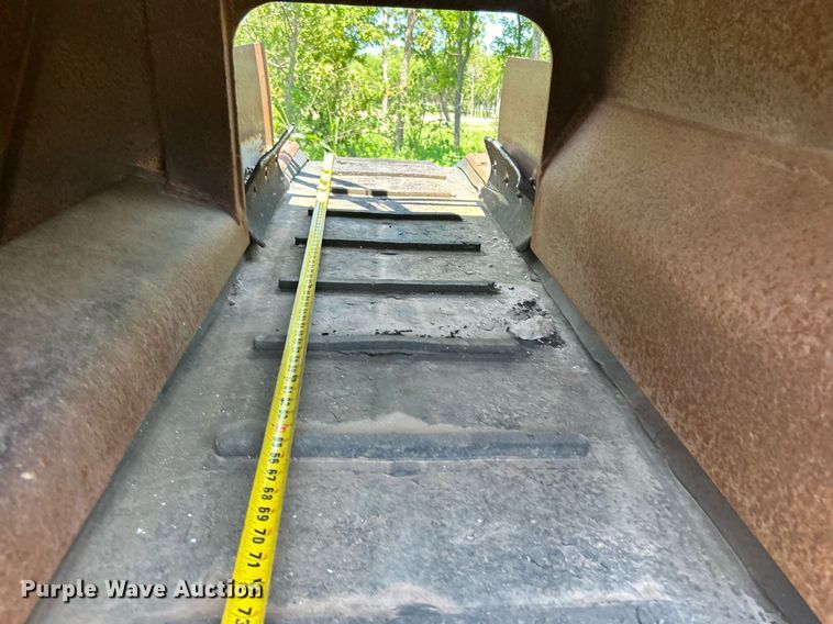 image for item DI7854 2001 Tesmec TRS1085  trencher