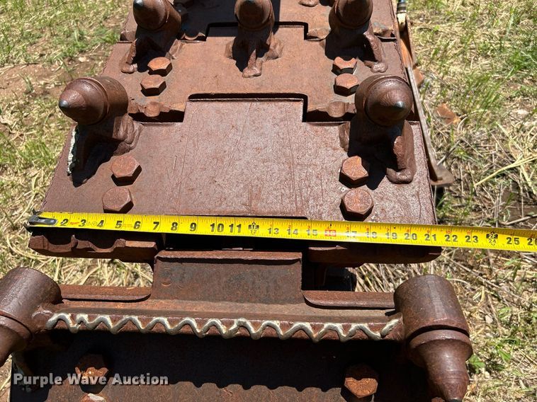 image for item DI7854 2001 Tesmec TRS1085  trencher