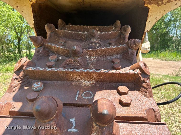 image for item DI7854 2001 Tesmec TRS1085  trencher