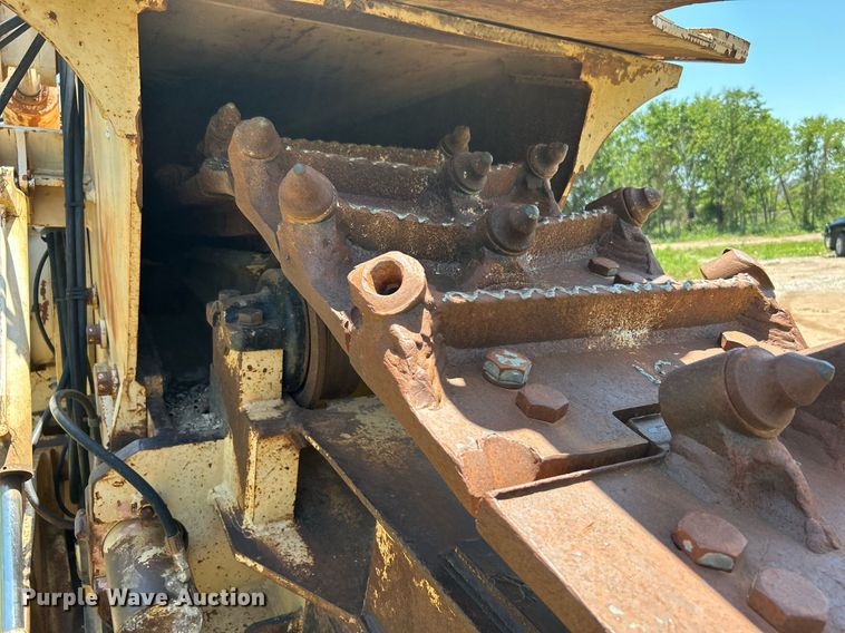 image for item DI7854 2001 Tesmec TRS1085  trencher