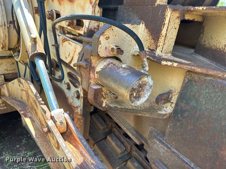 image for item DI7854 2001 Tesmec TRS1085  trencher