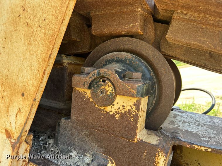 image for item DI7854 2001 Tesmec TRS1085  trencher