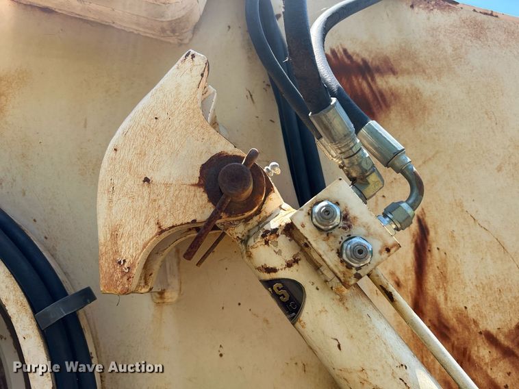 image for item DI7854 2001 Tesmec TRS1085  trencher