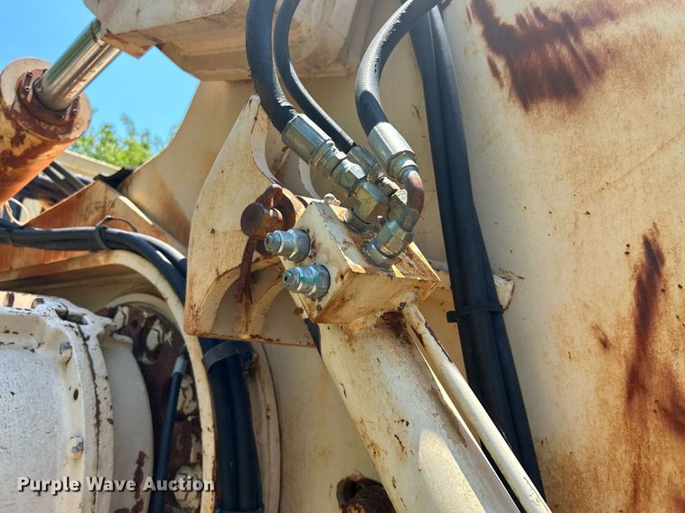 image for item DI7854 2001 Tesmec TRS1085  trencher