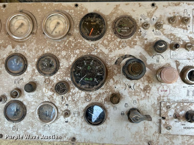 image for item DI7854 2001 Tesmec TRS1085  trencher