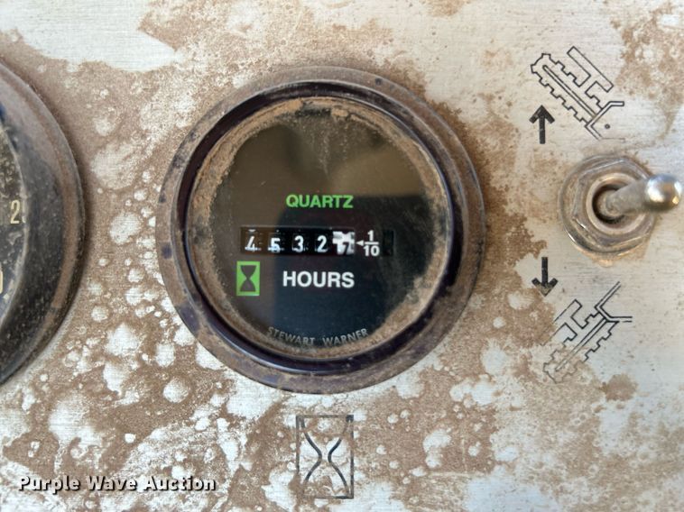 image for item DI7854 2001 Tesmec TRS1085  trencher