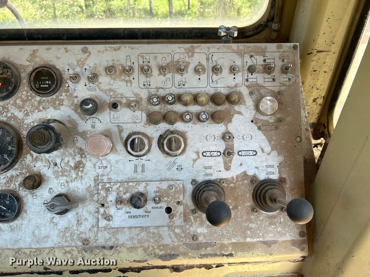 image for item DI7854 2001 Tesmec TRS1085  trencher