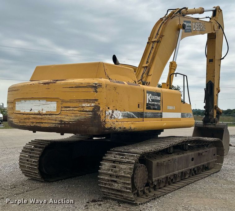 image for item DI7857 2001 John Deere 370  excavator