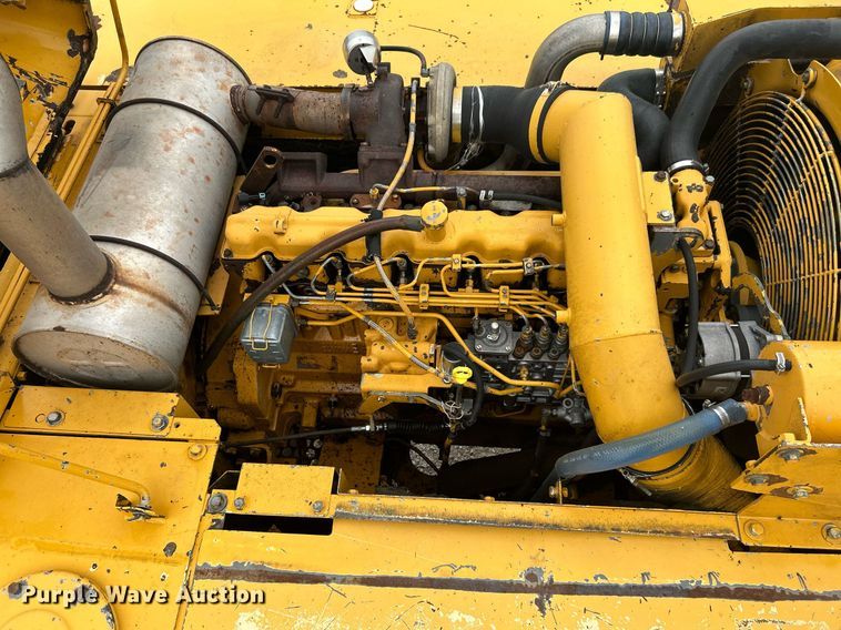 image for item DI7857 2001 John Deere 370  excavator