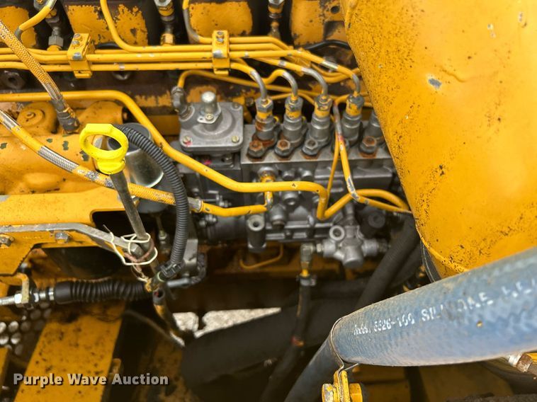 image for item DI7857 2001 John Deere 370  excavator