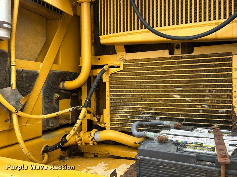 image for item DI7857 2001 John Deere 370  excavator