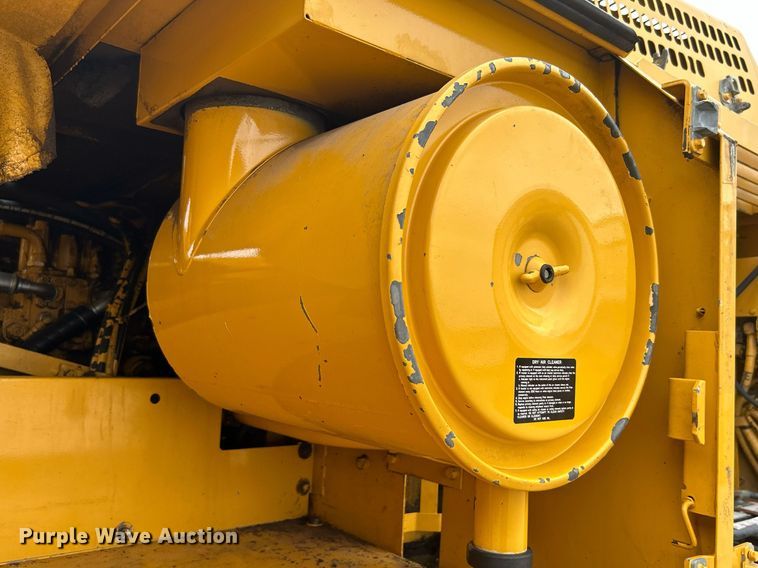 image for item DI7857 2001 John Deere 370  excavator