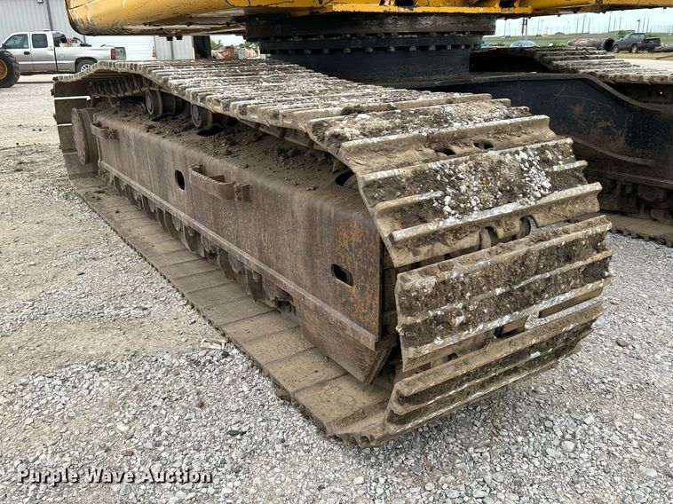 image for item DI7857 2001 John Deere 370  excavator