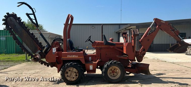 image for item DI7861 1996 Ditch Witch 4500DD  trencher