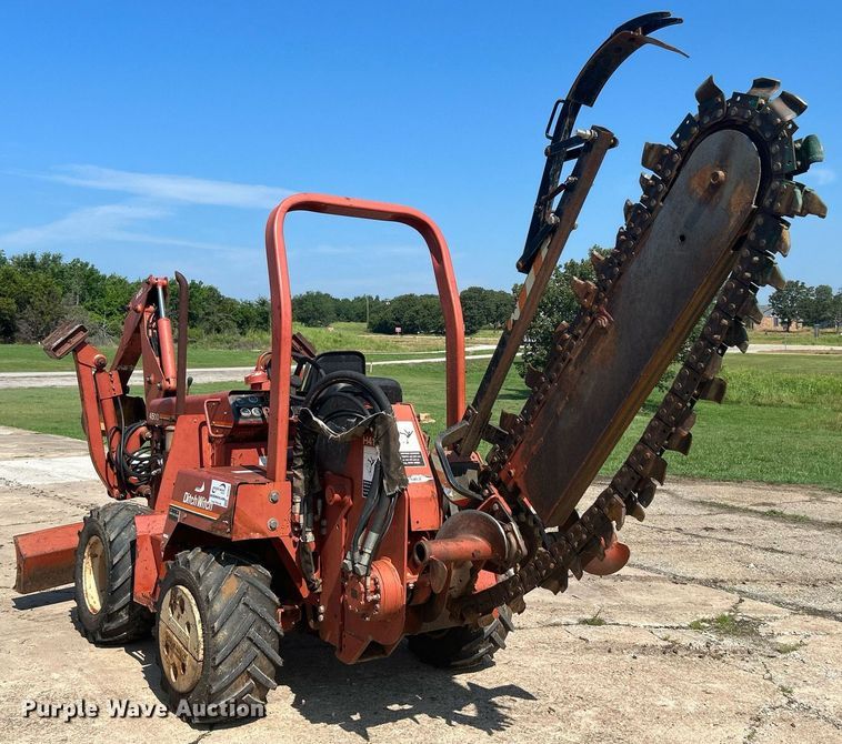 image for item DI7861 1996 Ditch Witch 4500DD  trencher