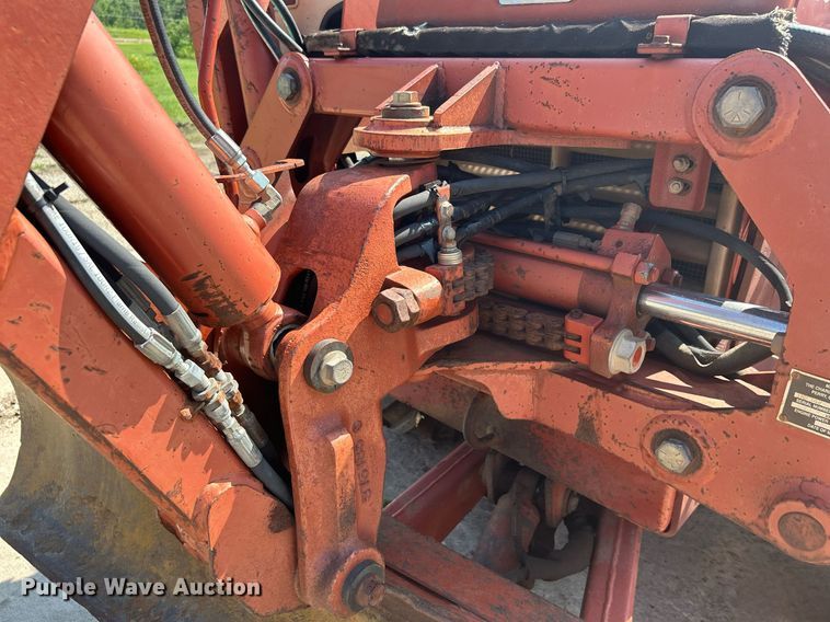 image for item DI7861 1996 Ditch Witch 4500DD  trencher