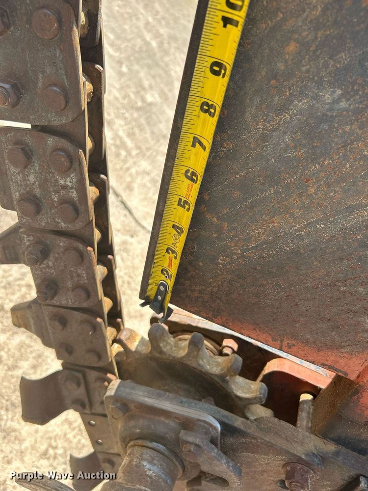 image for item DI7861 1996 Ditch Witch 4500DD  trencher