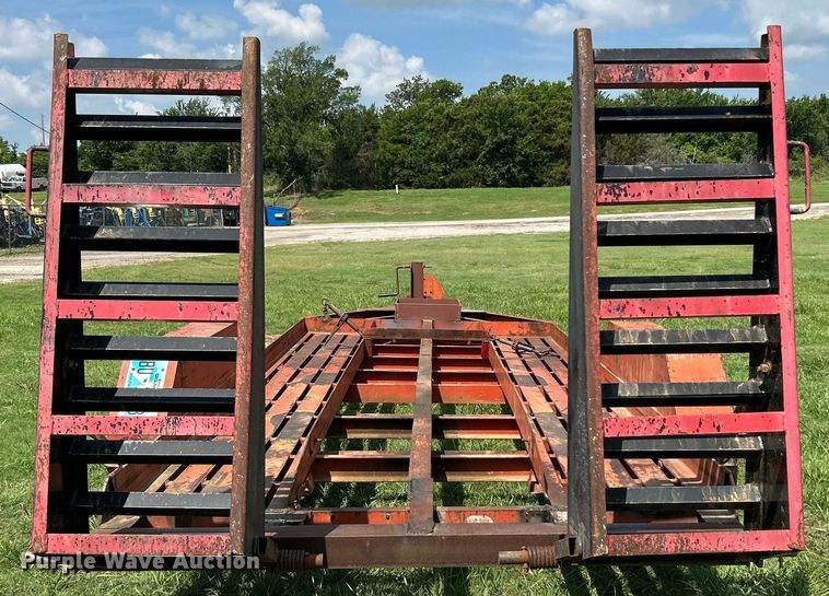 image for item DI7862 1977 Belshe  equipment trailer