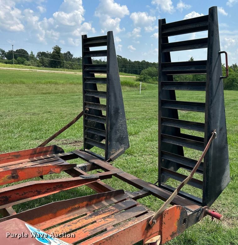 image for item DI7862 1977 Belshe  equipment trailer