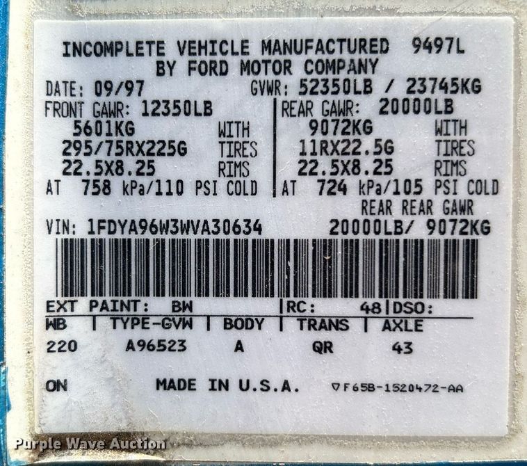 image for item DI7866 1998 Ford AT9522  vacuum truck