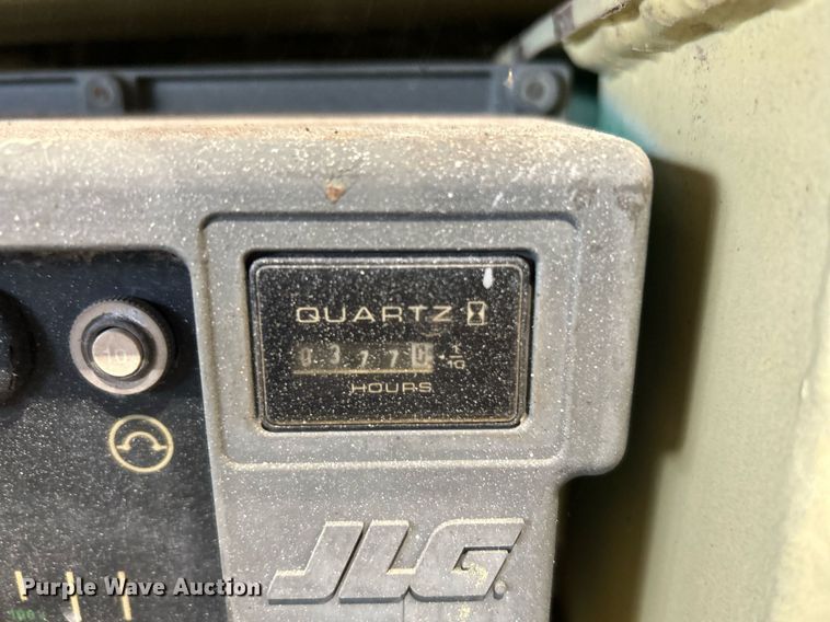 image for item DI7881 2005 JLG 2030ES  scissor lift