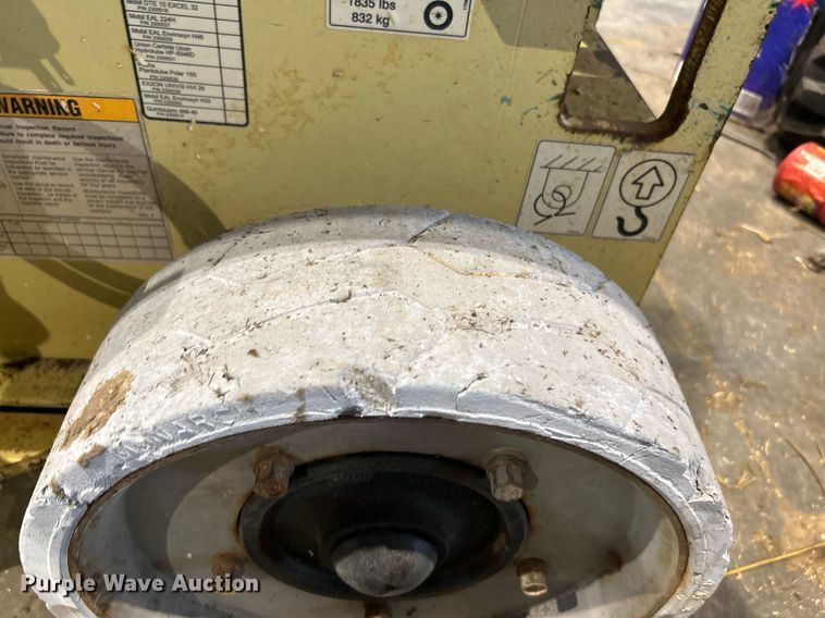 image for item DI7881 2005 JLG 2030ES  scissor lift