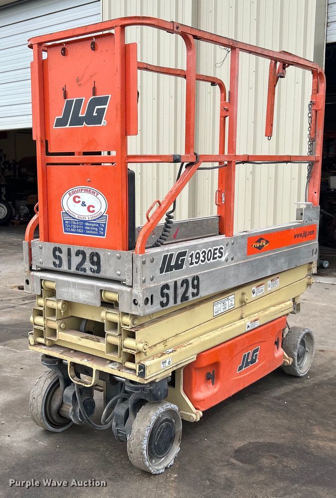 image for item DI7882 2006 JLG 1930ES  scissor lift