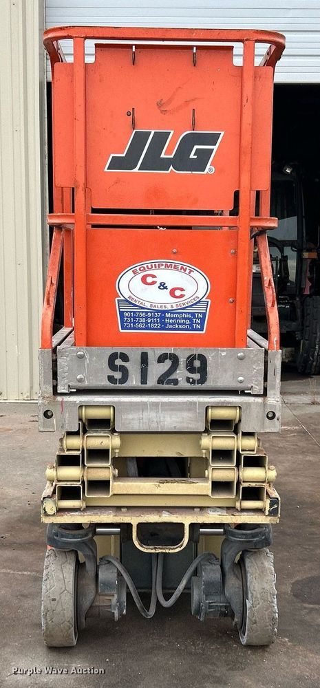 image for item DI7882 2006 JLG 1930ES  scissor lift