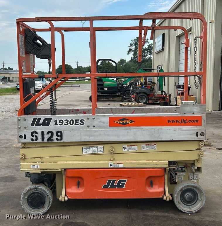 image for item DI7882 2006 JLG 1930ES  scissor lift