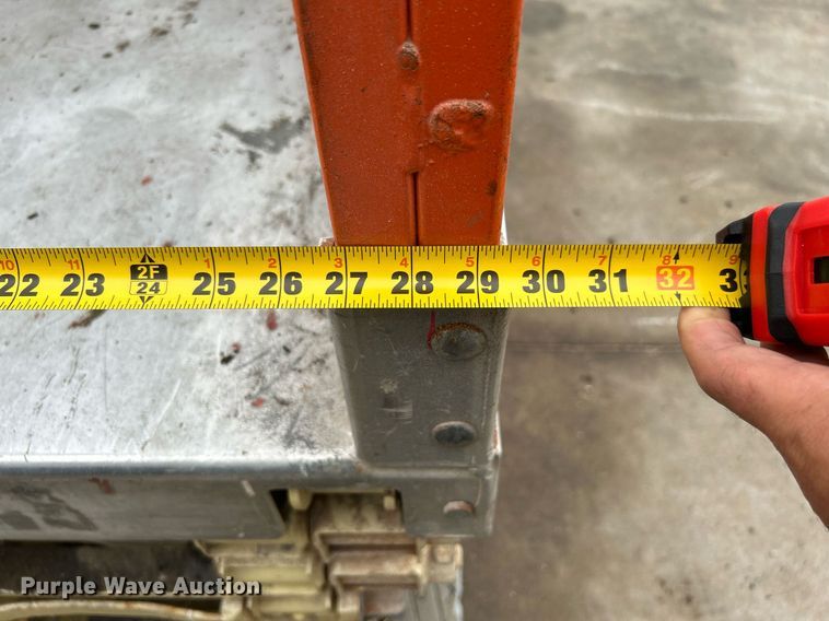 image for item DI7882 2006 JLG 1930ES  scissor lift