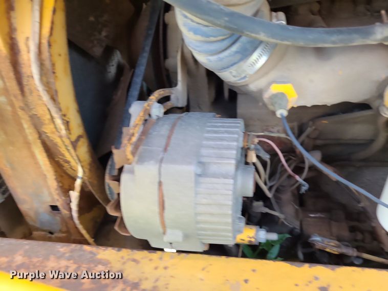 image for item DK1948 International 260  backhoe