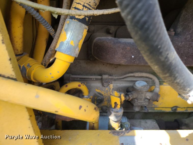 image for item DK1948 International 260  backhoe